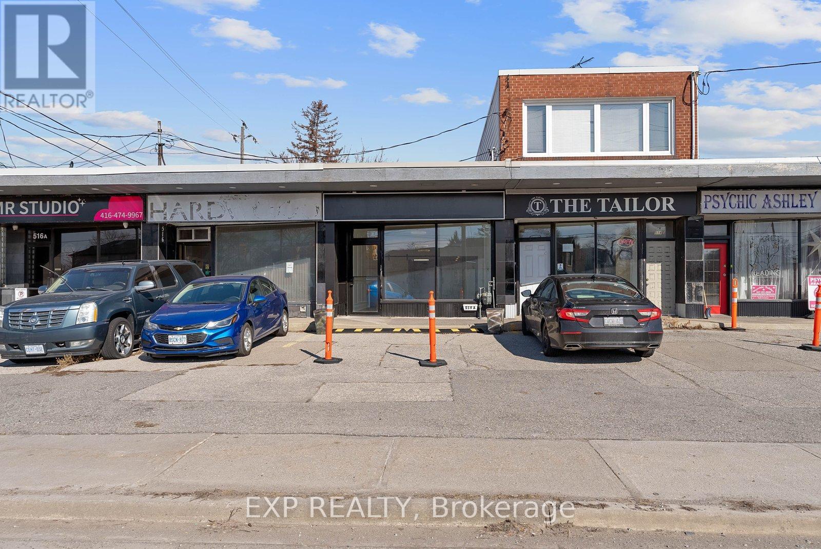 514a Evans Avenue, Toronto, Ontario  M8W 2T7 - Photo 4 - W12926008