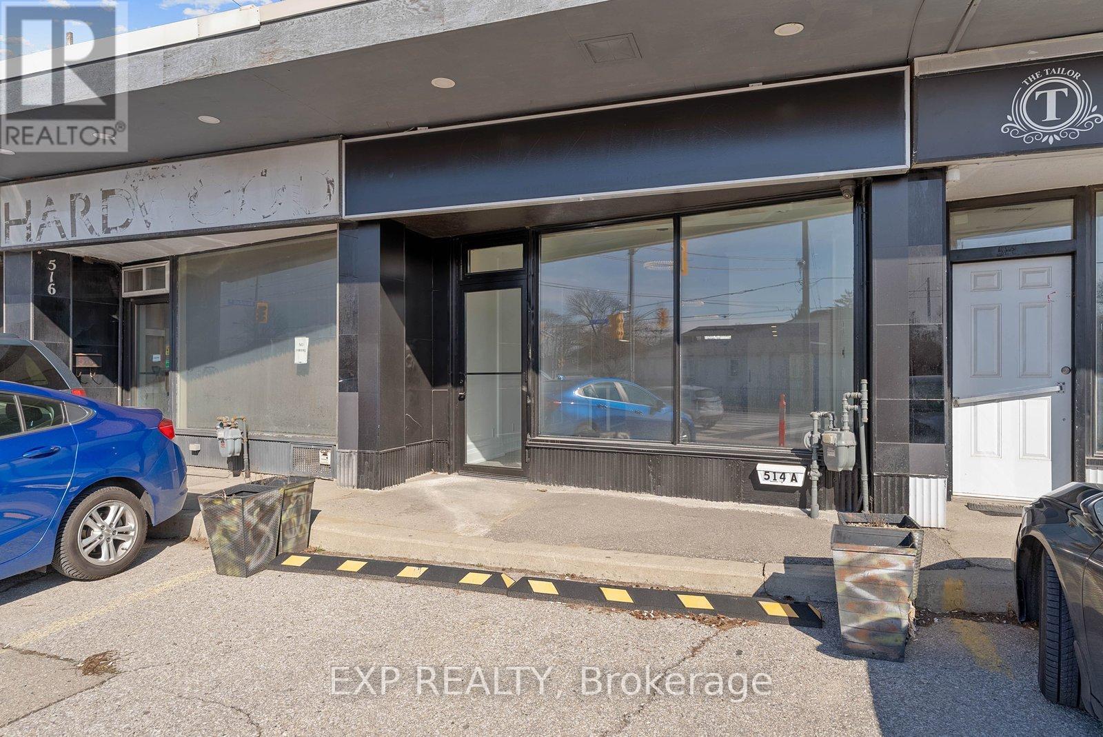 514a Evans Avenue, Toronto, Ontario  M8W 2T7 - Photo 5 - W12926008