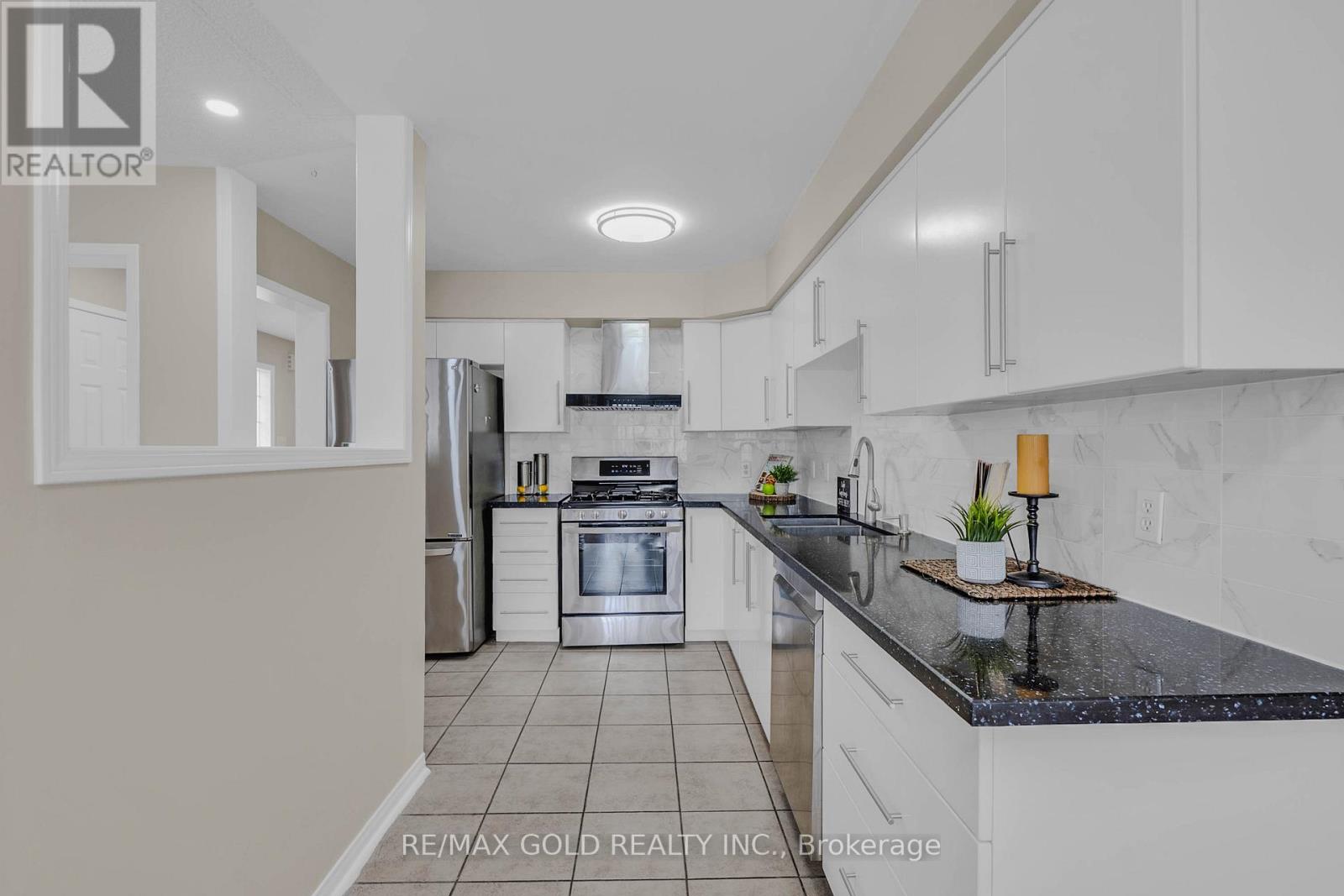 7330 Frontier Ridge, Mississauga, Ontario  L5N 7P7 - Photo 19 - W12926012