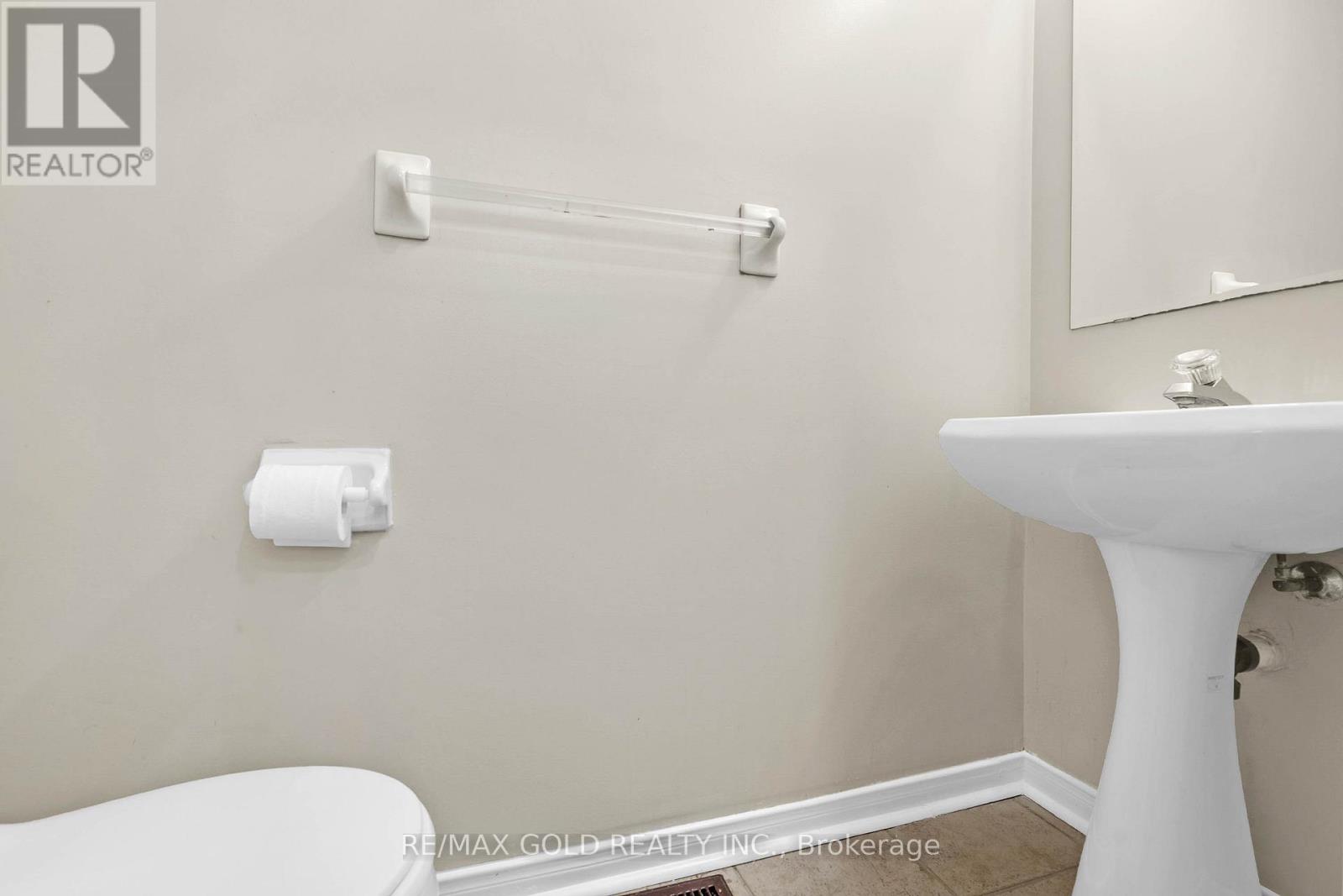 7330 Frontier Ridge, Mississauga, Ontario  L5N 7P7 - Photo 24 - W12926012