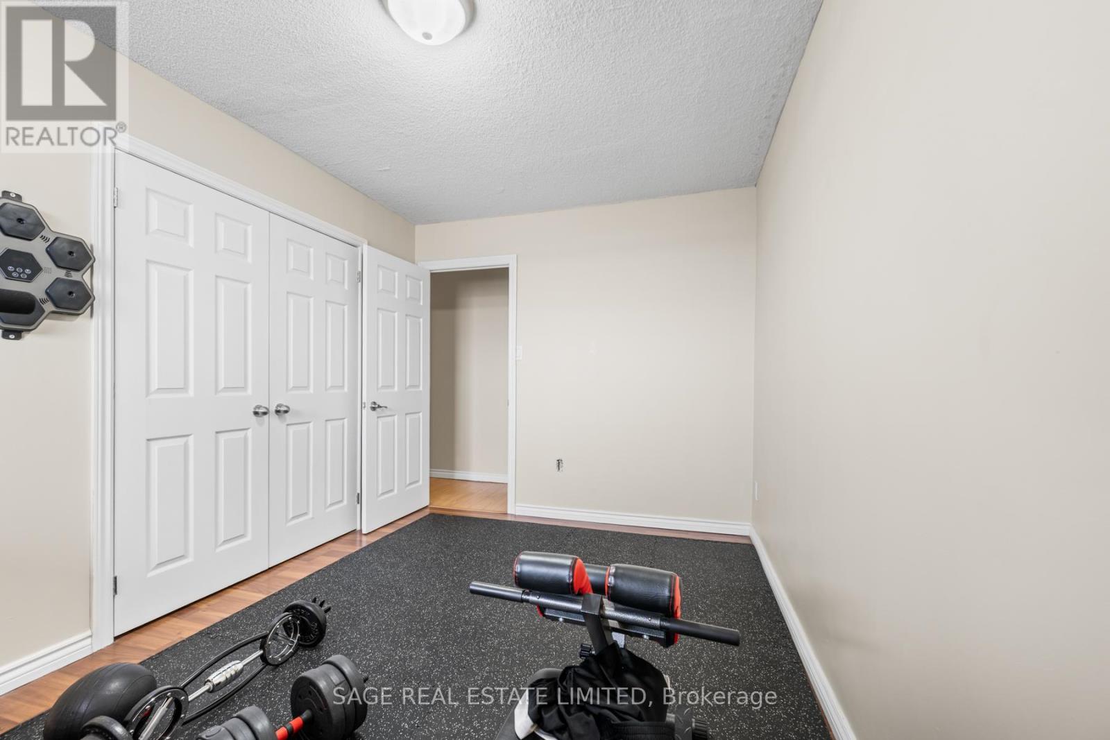 802 - 975 Warwick Court, Burlington, Ontario  L7T 3Z7 - Photo 18 - W12926028