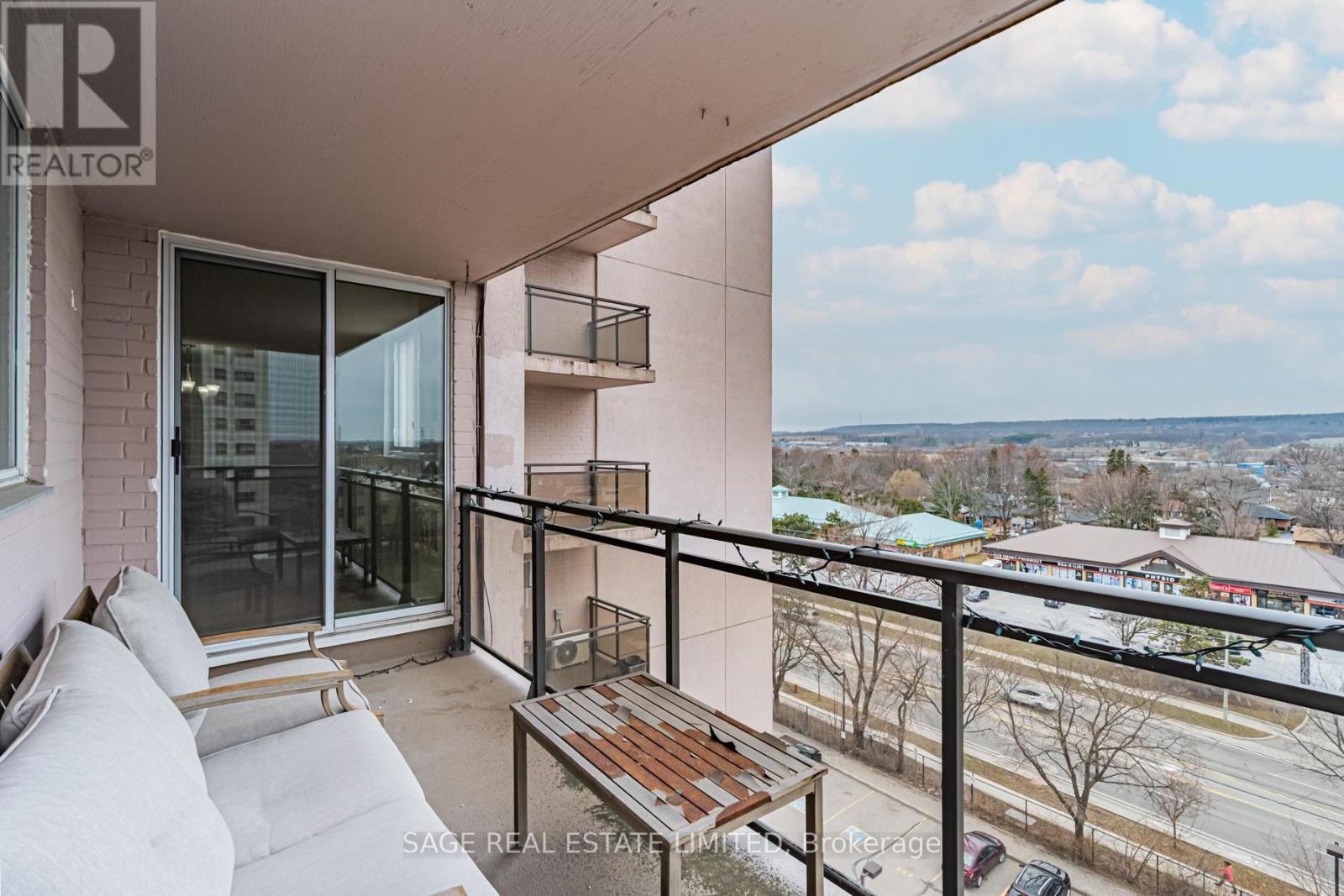 802 - 975 Warwick Court, Burlington, Ontario  L7T 3Z7 - Photo 27 - W12926028