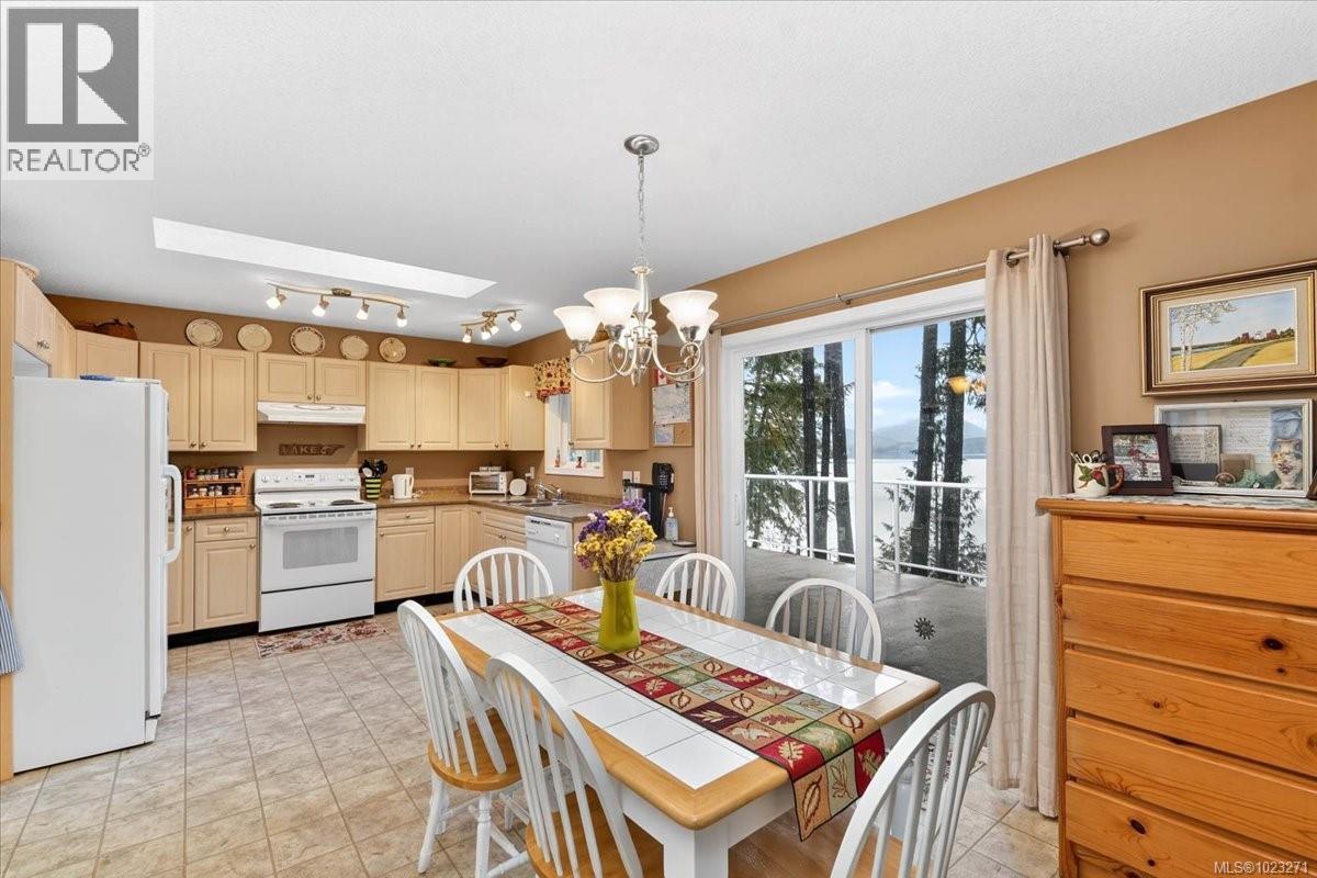 8253 Dickson Dr, Port Alberni, British Columbia  V9Y 9B4 - Photo 17 - 1023271