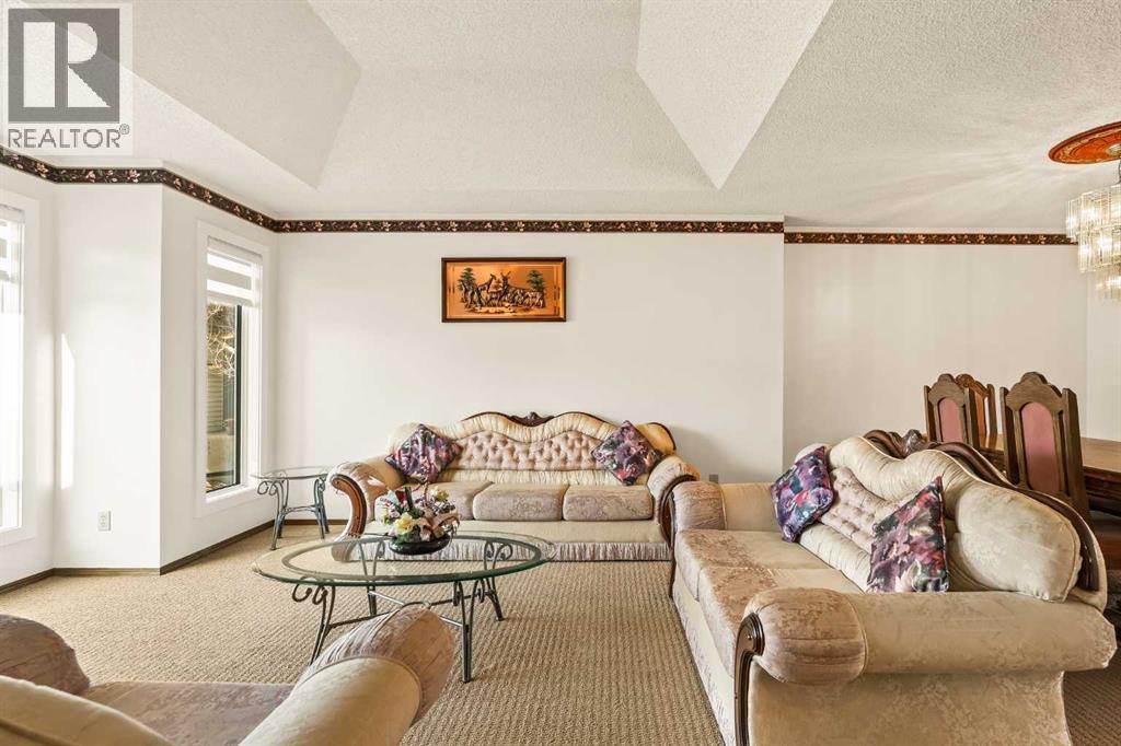 224 Eldorado Place NE, Calgary, Alberta  T1Y 6T3 - Photo 5 - A2285619