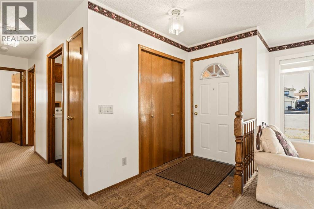 224 Eldorado Place NE, Calgary, Alberta  T1Y 6T3 - Photo 10 - A2285619