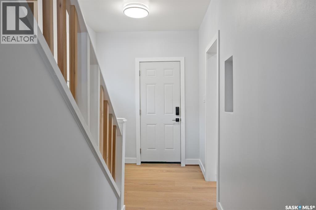 2111 Osler Street, Regina, Saskatchewan  S4P 1W7 - Photo 13 - SK031346