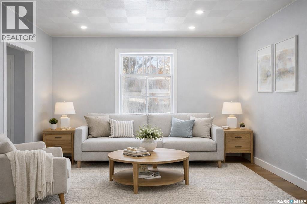 2111 Osler Street, Regina, Saskatchewan  S4P 1W7 - Photo 4 - SK031346