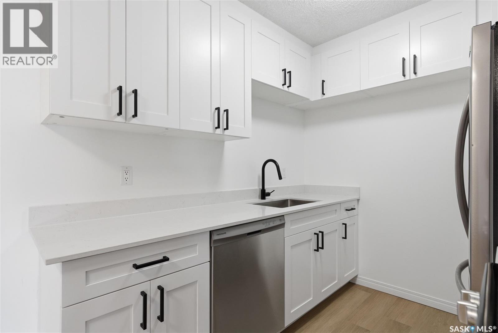 306 403 Tait Court, Saskatoon, Saskatchewan  S7H 5L3 - Photo 10 - SK031248