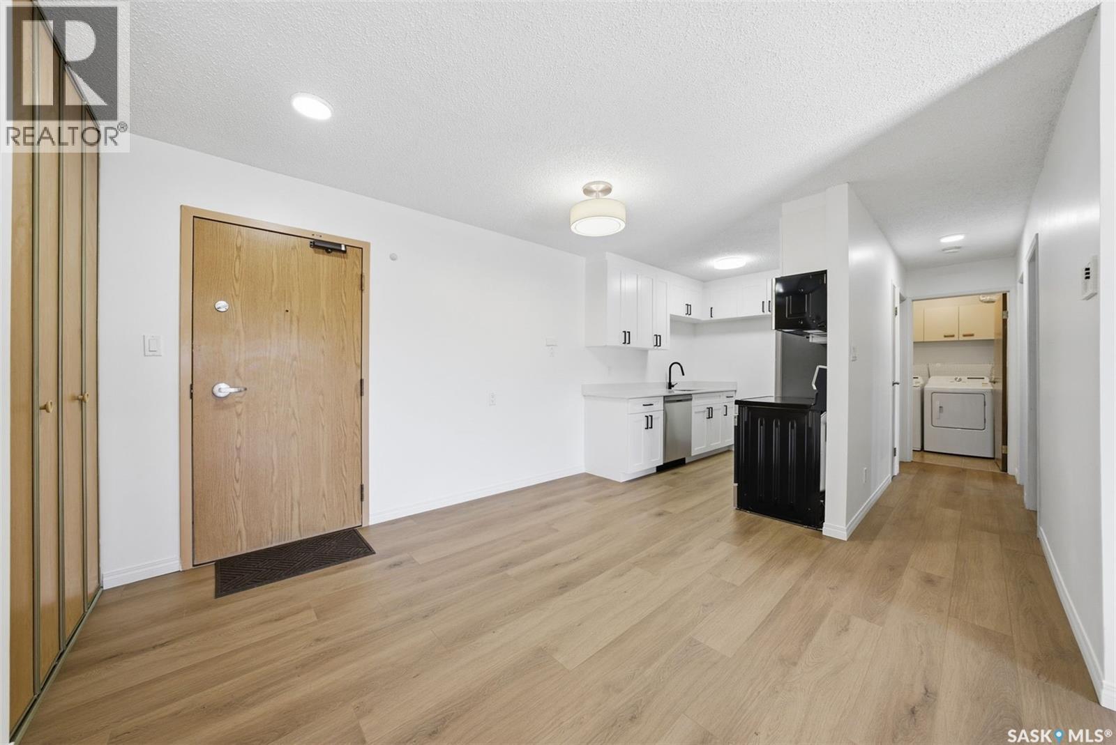 306 403 Tait Court, Saskatoon, Saskatchewan  S7H 5L3 - Photo 8 - SK031248