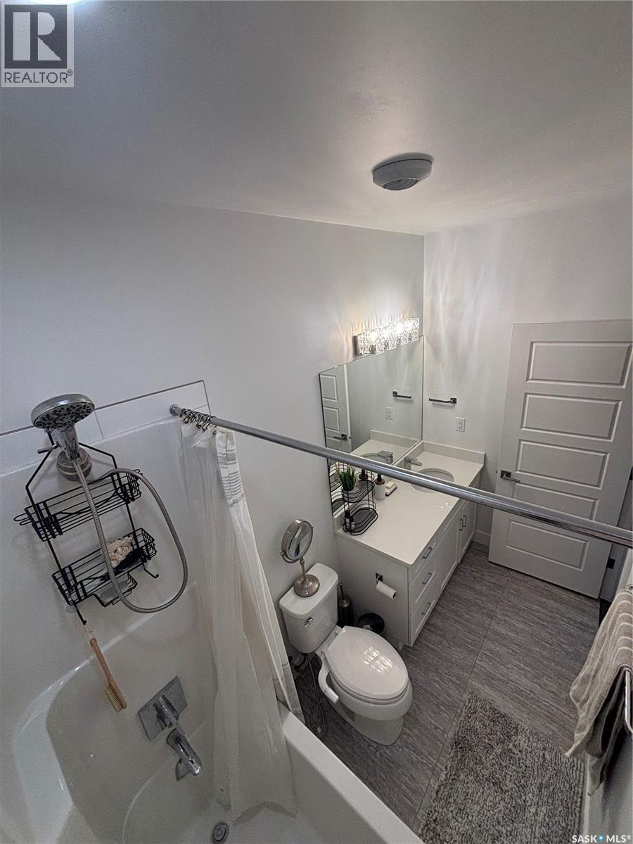 113 105 Willis Crescent, Saskatoon, Saskatchewan  S7T 0Z3 - Photo 8 - SK031200