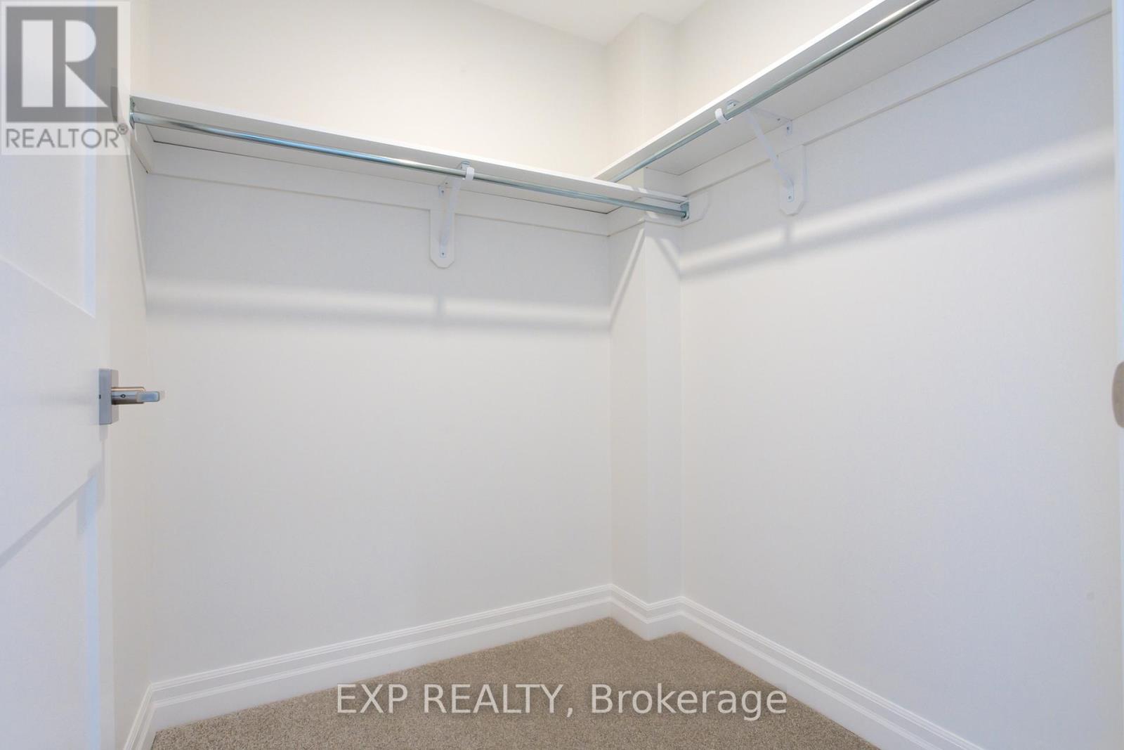 Upper - 7497 Marvel Drive, Niagara Falls, Ontario  L2H 3V8 - Photo 13 - X12925900