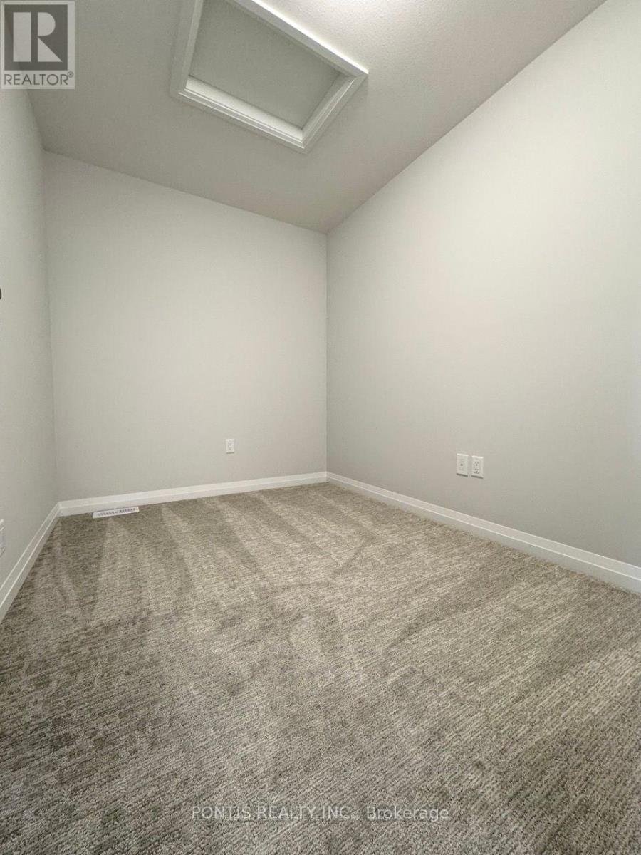 74 Acacia Road, Pelham, Ontario  L0S 1E1 - Photo 12 - X12925920