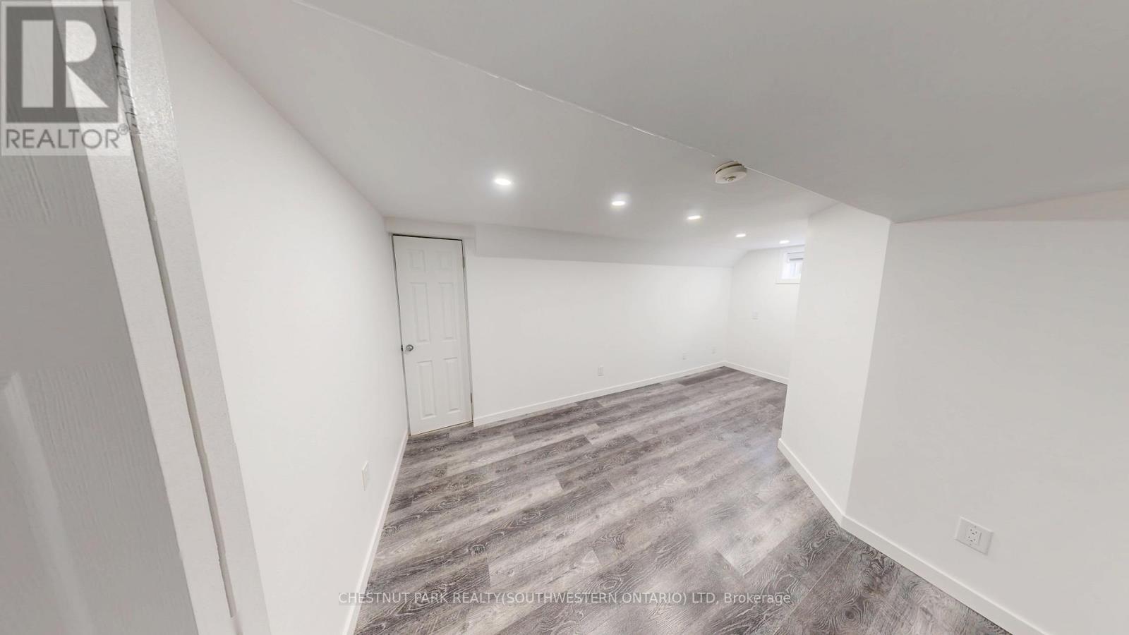 88 Woodhaven Road, Kitchener, Ontario  N2C 1V1 - Photo 29 - X12925986