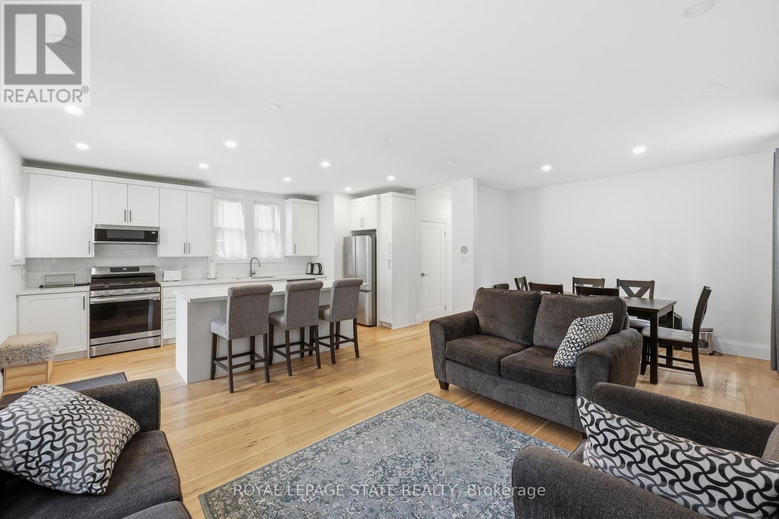 129 Jackson Street W, Hamilton, Ontario  L8P 1L8 - Photo 6 - X12926072