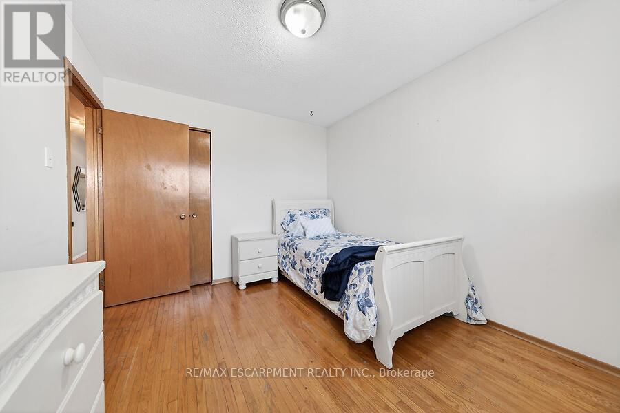 66 Highridge Avenue, Hamilton, Ontario  L8E 2S1 - Photo 21 - X12926086