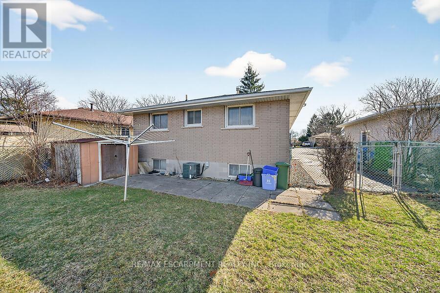 66 Highridge Avenue, Hamilton, Ontario  L8E 2S1 - Photo 36 - X12926086