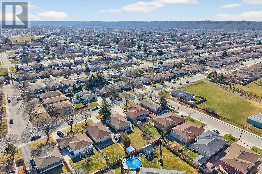 66 Highridge Avenue, Hamilton, Ontario  L8E 2S1 - Photo 45 - X12926086