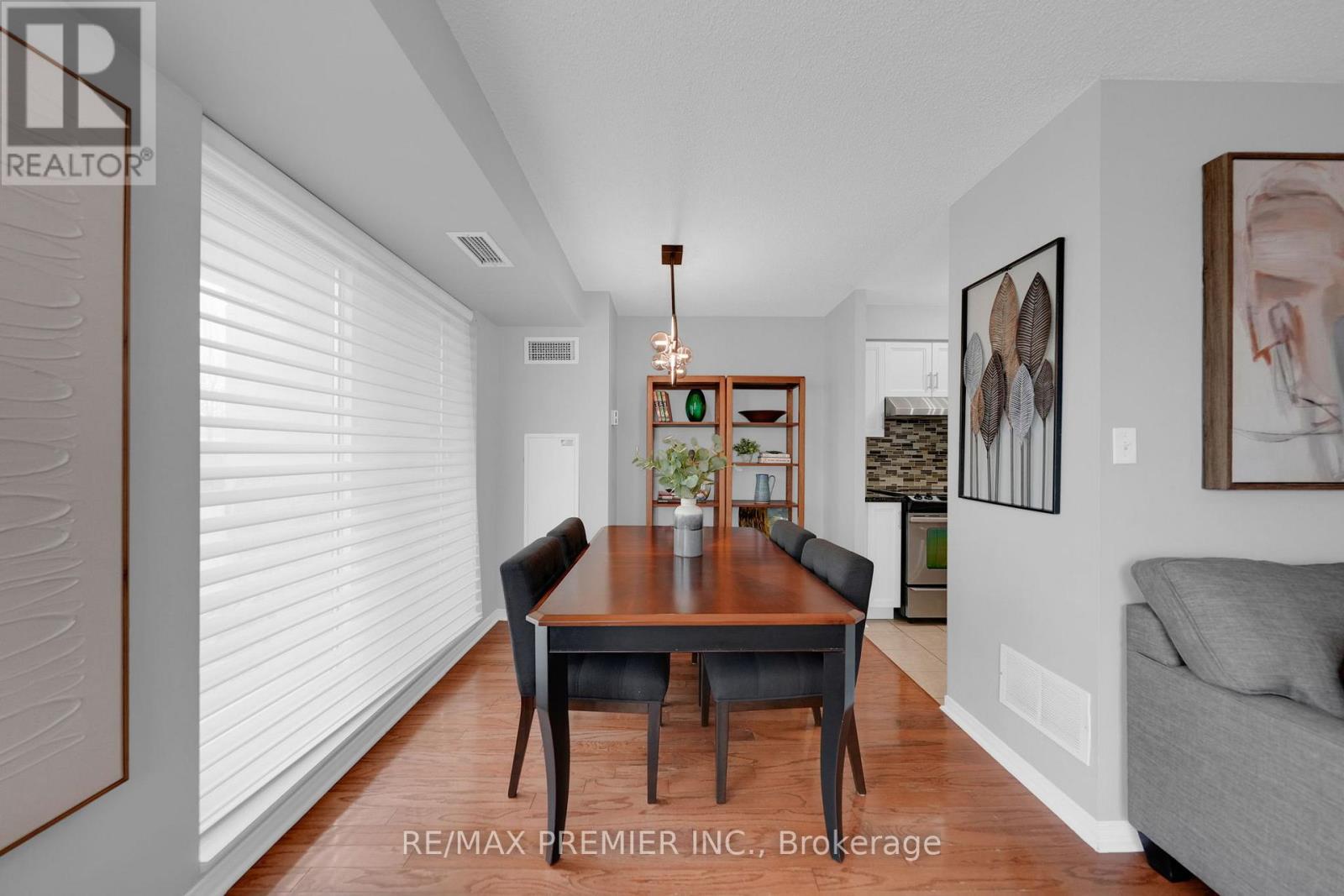 220 - 51 Baffin Court, Richmond Hill, Ontario  L4B 4P6 - Photo 18 - N12922864