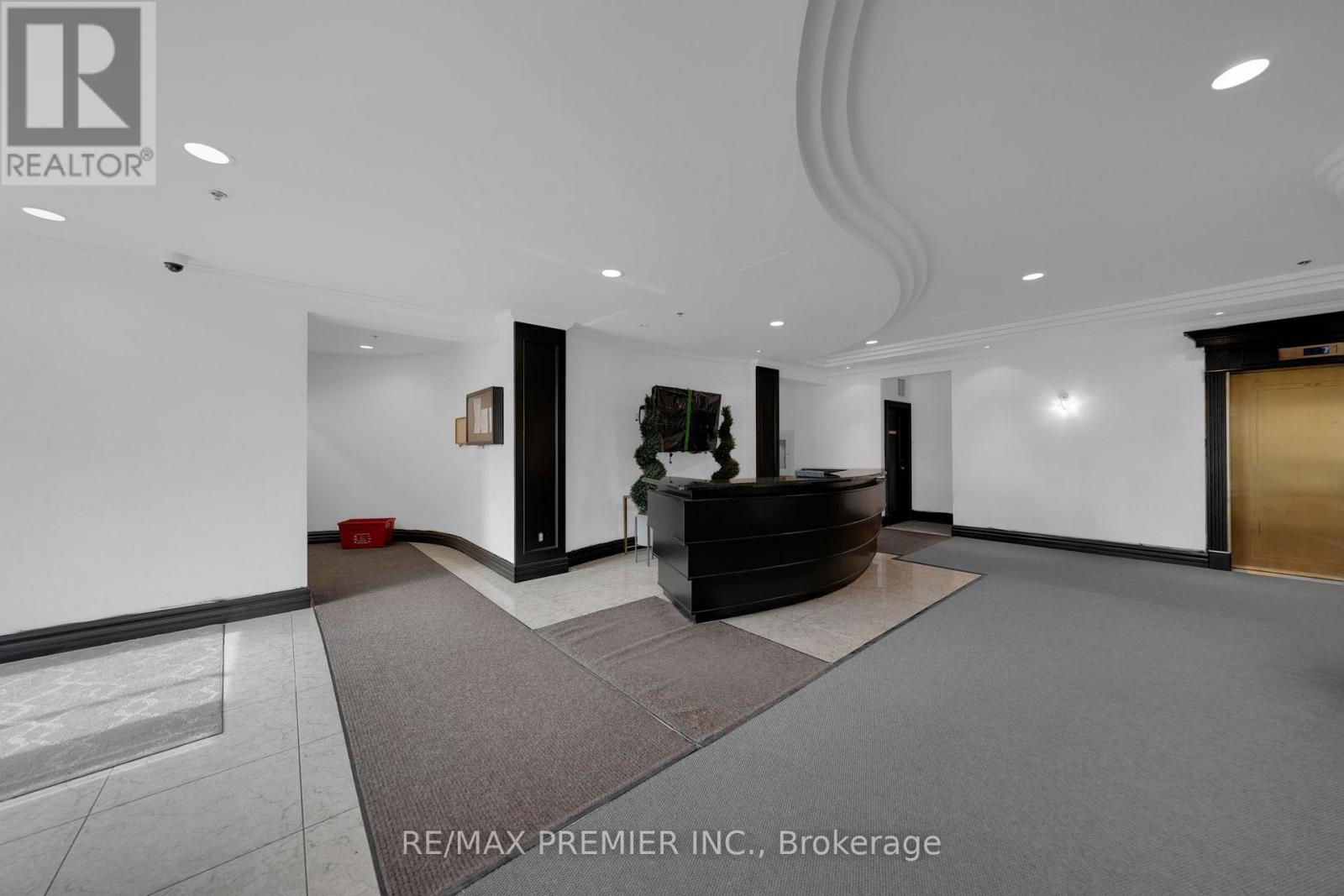 220 - 51 Baffin Court, Richmond Hill, Ontario  L4B 4P6 - Photo 39 - N12922864