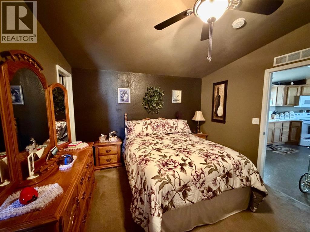 206 Railway Avenue, Coaldale, Alberta  T1M 0A7 - Photo 15 - A2296499