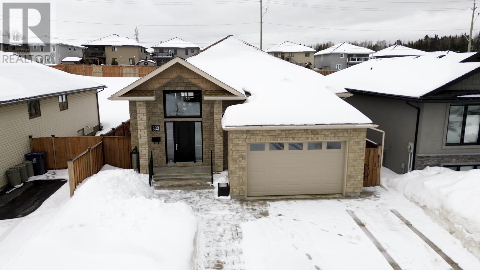 333 Ruby Cres, Thunder Bay, Ontario  P7G 2S9 - Photo 45 - TB2600547