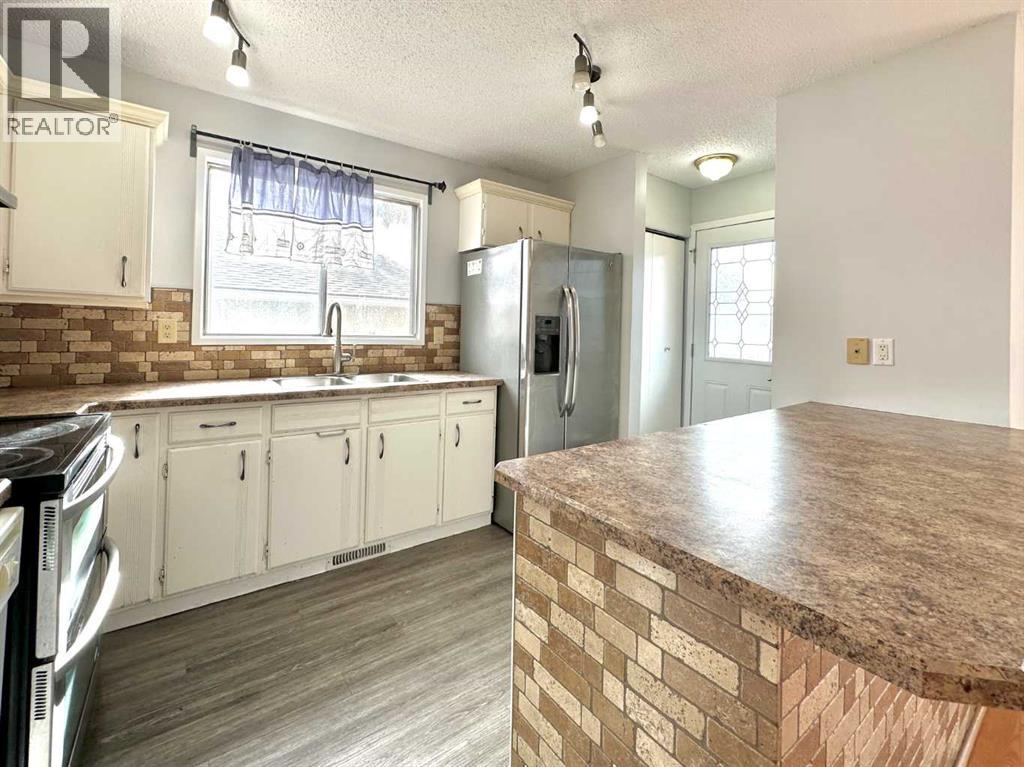 511 Sabrina Road SW, Calgary, Alberta  T2W 1Y7 - Photo 13 - A2294903