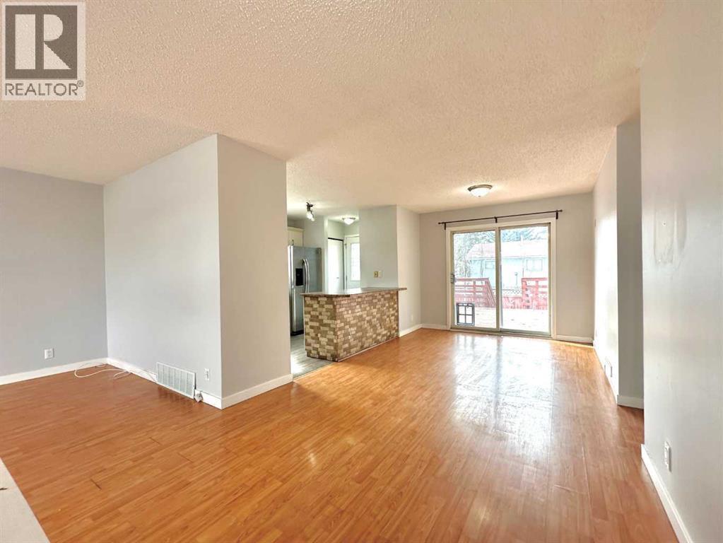 511 Sabrina Road SW, Calgary, Alberta  T2W 1Y7 - Photo 2 - A2294903