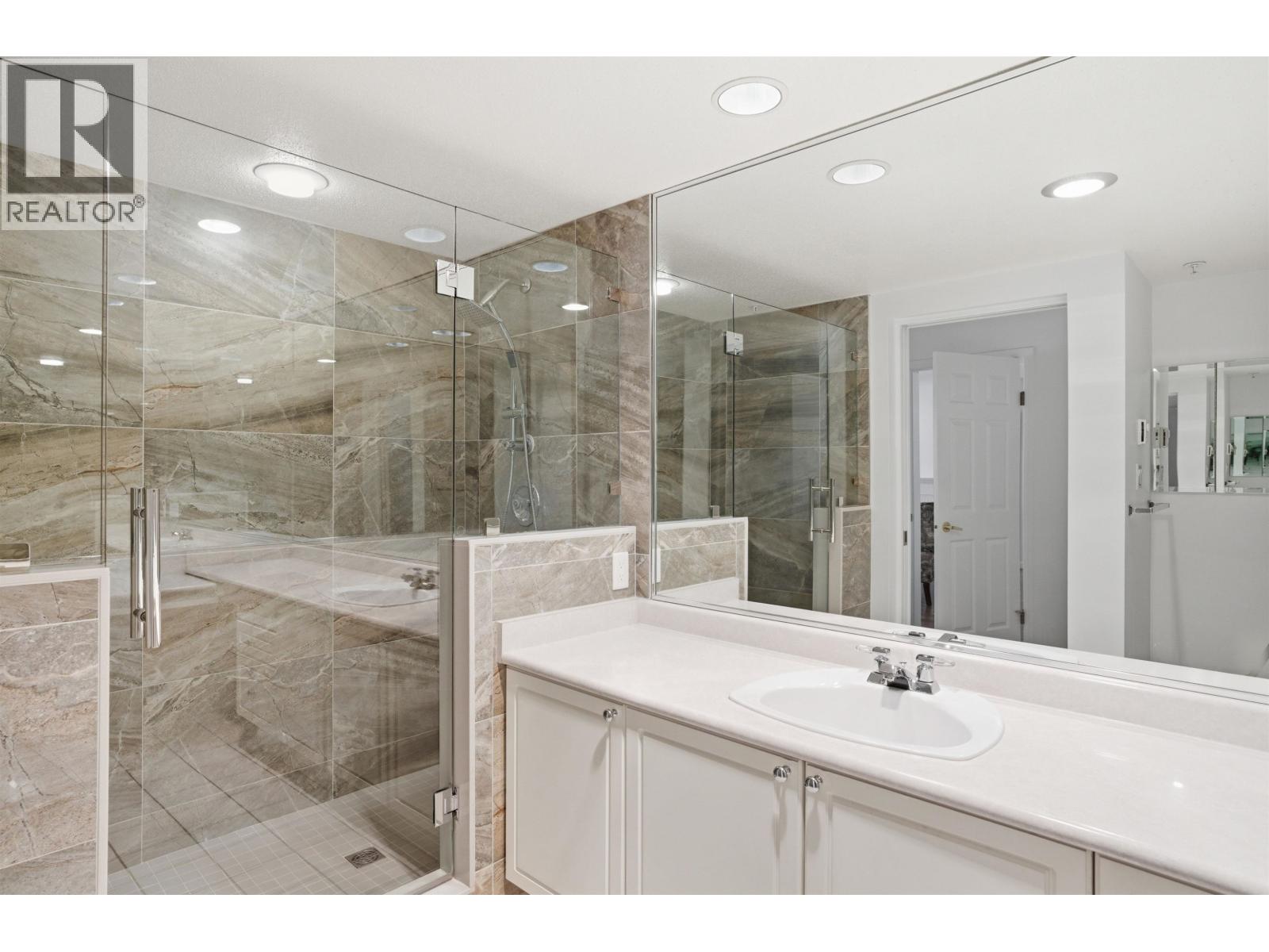 106 3670 Banff Court, North Vancouver, British Columbia  V7H 2Y7 - Photo 12 - R3103977