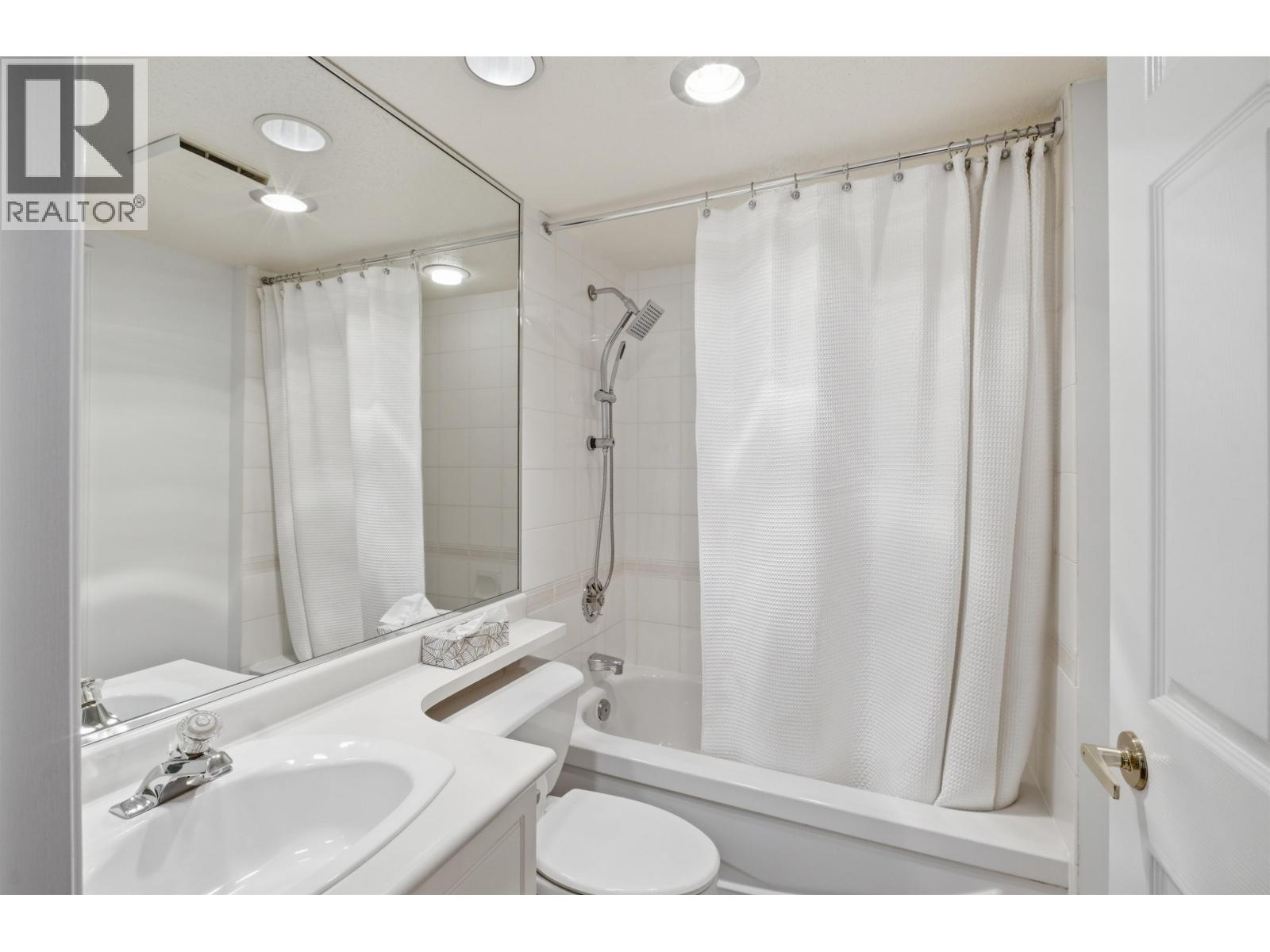 106 3670 Banff Court, North Vancouver, British Columbia  V7H 2Y7 - Photo 14 - R3103977