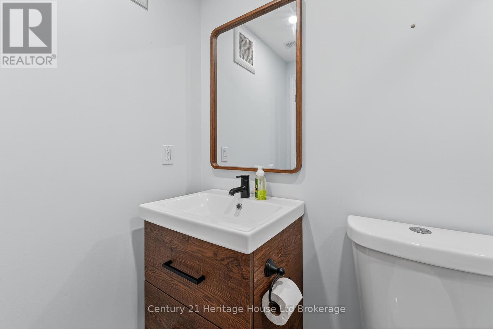 215 Munnoch Boulevard, Woodstock, Ontario  N4T 1V7 - Photo 41 - X12926204