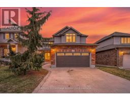215 MUNNOCH BOULEVARD, Woodstock, Ontario
