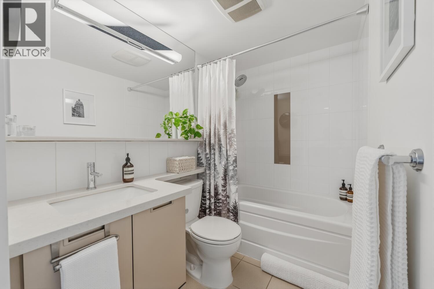 1707 1082 Seymour Street, Vancouver, British Columbia  V6B 1X9 - Photo 16 - R3104028