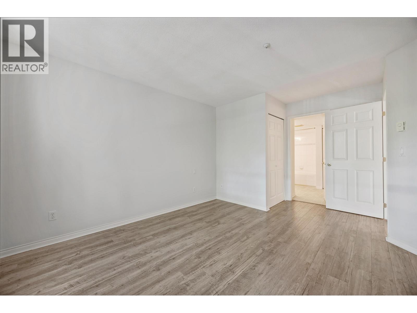 206 2990 Princess Crescent, Coquitlam, British Columbia  V3B 7R3 - Photo 25 - R3104035