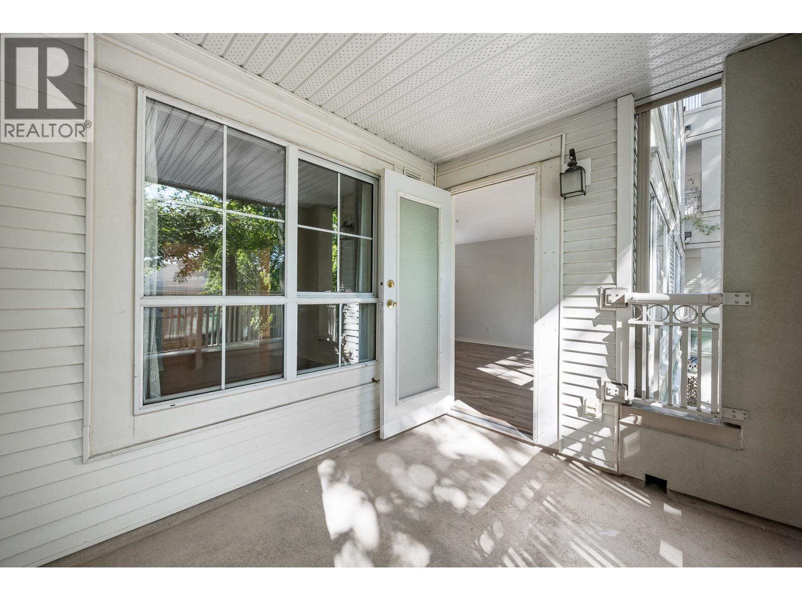 206 2990 Princess Crescent, Coquitlam, British Columbia  V3B 7R3 - Photo 31 - R3104035