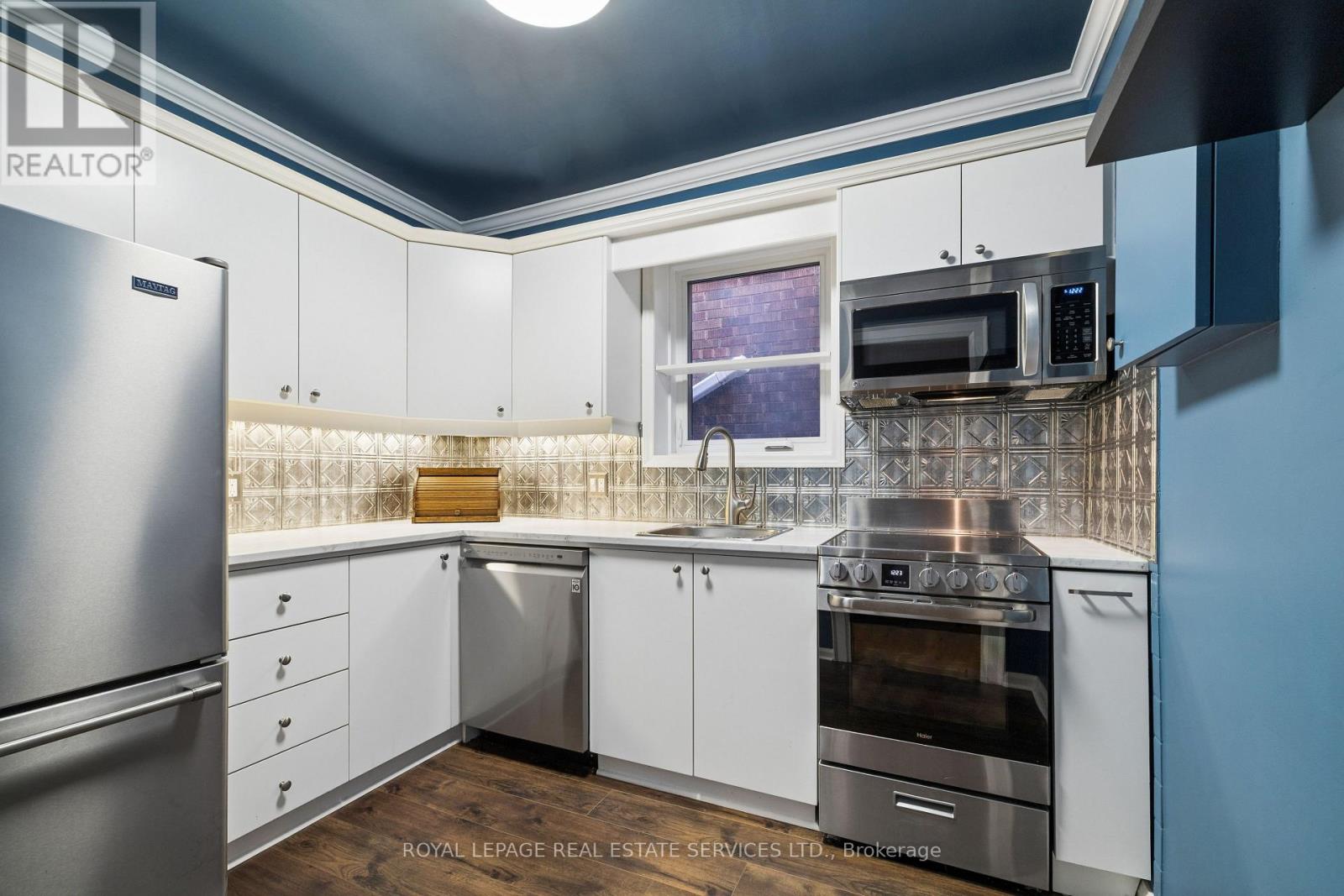 153a Jane Street, Toronto (Runnymede-Bloor West Village), Ontario  M6S 3Y8 - Photo 13 - W12923808