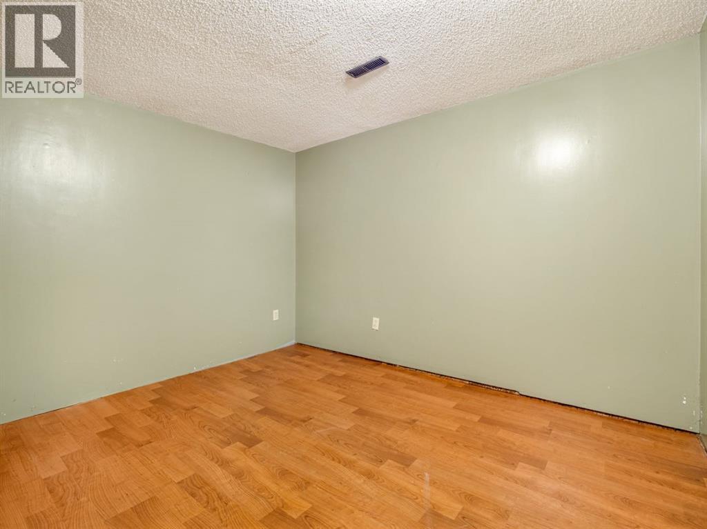 450 4 Avenue E, Cardston, Alberta  T0K 0K0 - Photo 33 - A2285358