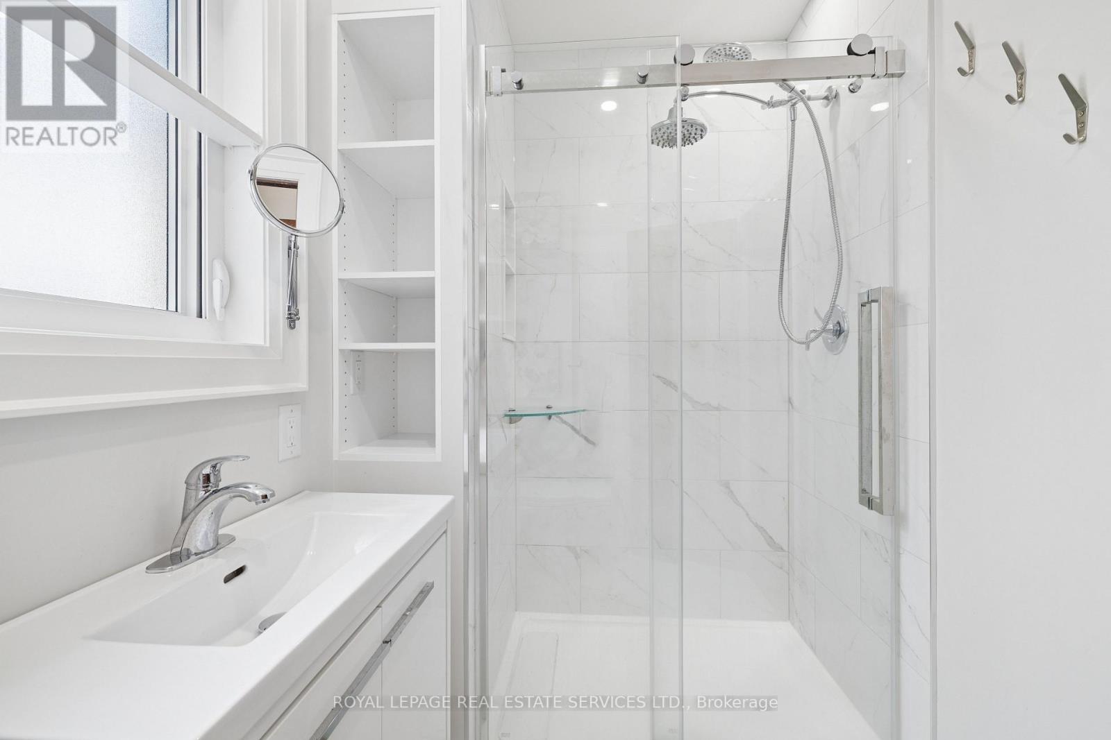 153a Jane Street, Toronto (Runnymede-Bloor West Village), Ontario  M6S 3Y8 - Photo 18 - W12923808