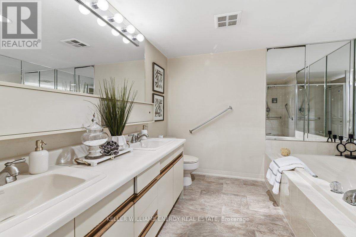 1304 - 900 Wilson Road N, Oshawa, Ontario L1G 7T2 - Photo 12 - E12926108