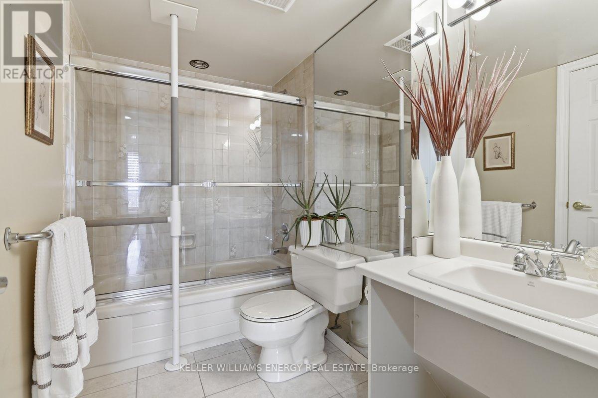 1304 - 900 Wilson Road N, Oshawa, Ontario L1G 7T2 - Photo 15 - E12926108