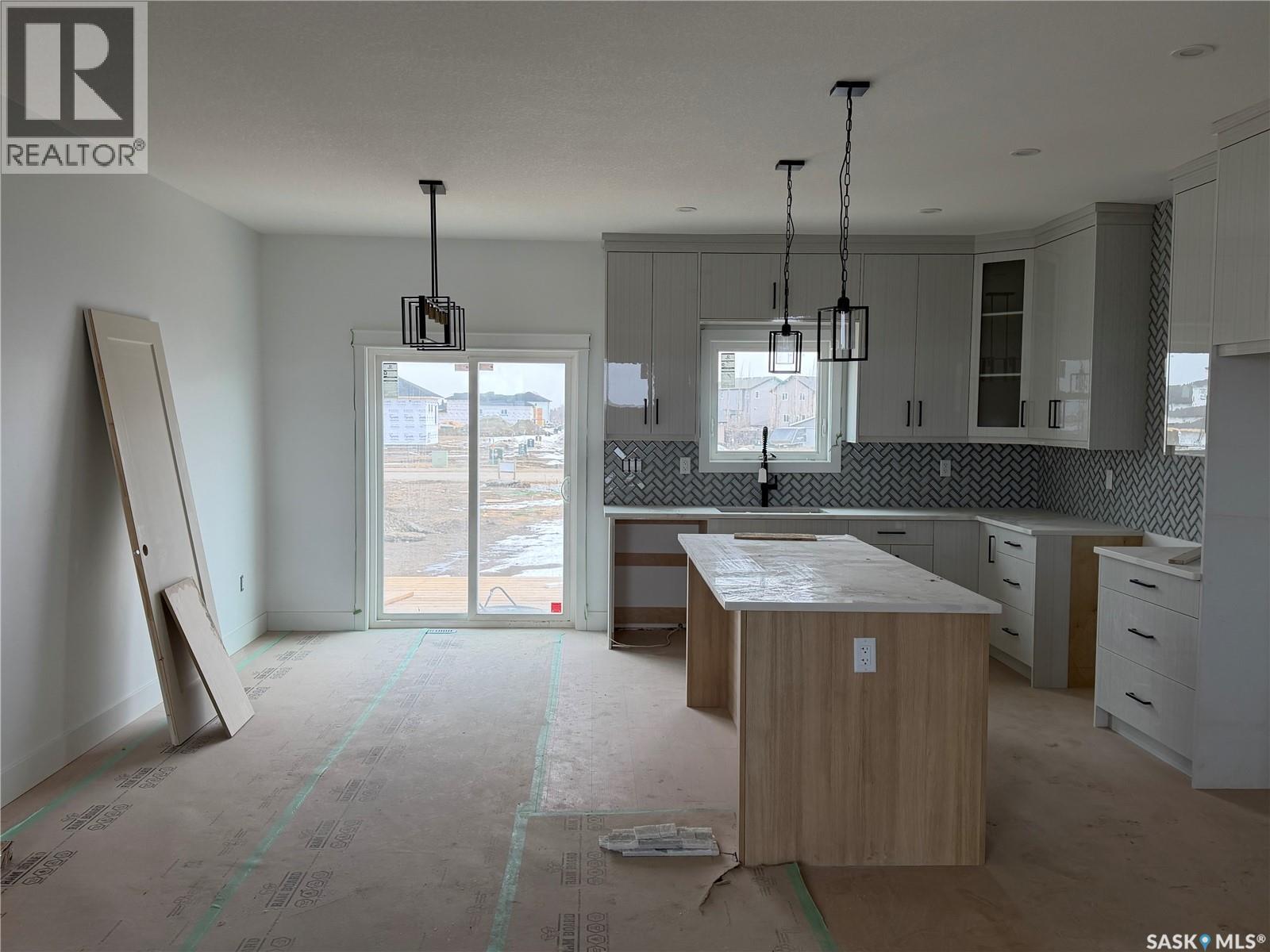 983 Nightingale Bend, Saskatoon, Saskatchewan  S7L 6Y3 - Photo 4 - SK027093