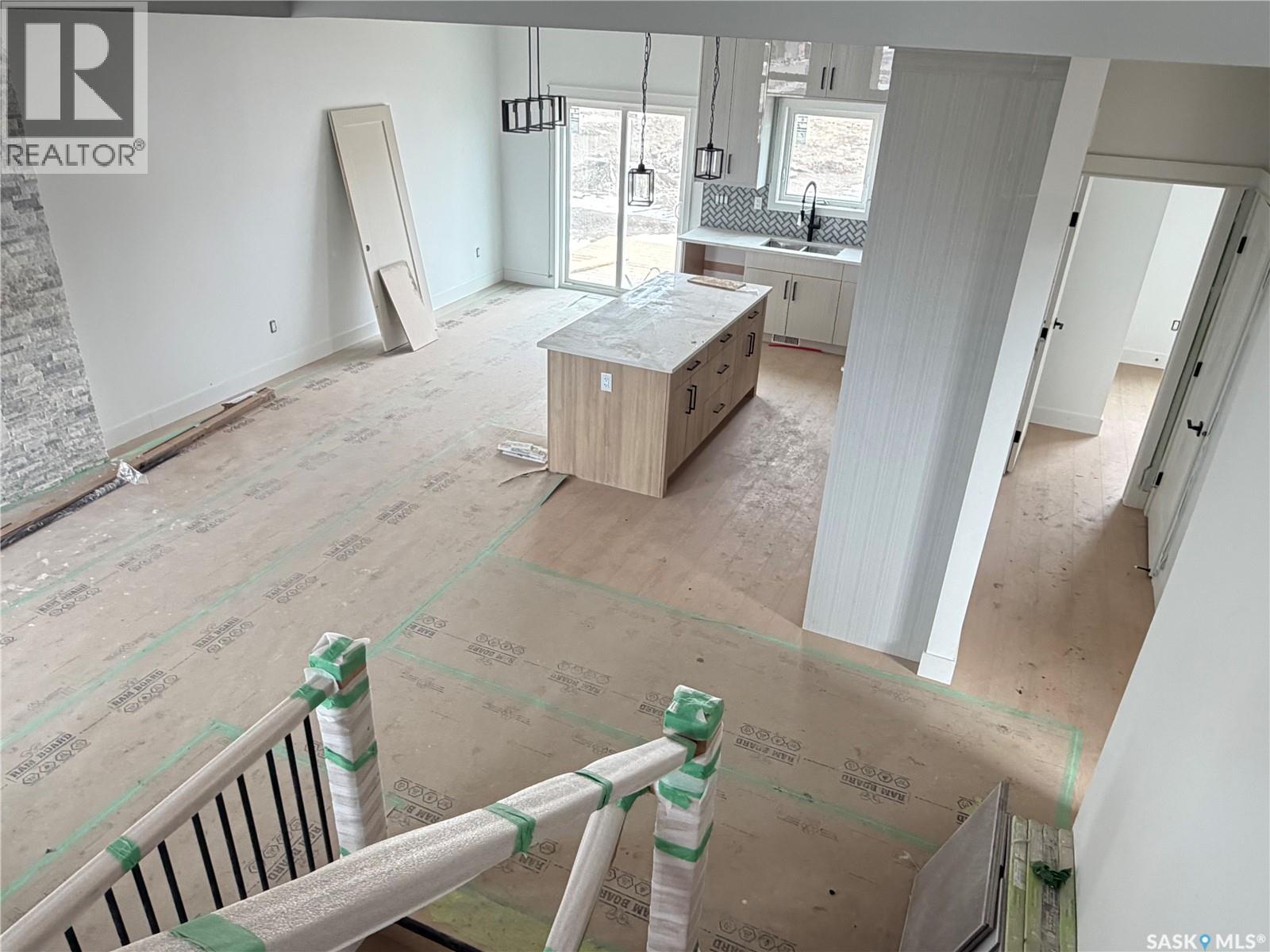 983 Nightingale Bend, Saskatoon, Saskatchewan  S7L 6Y3 - Photo 8 - SK027093