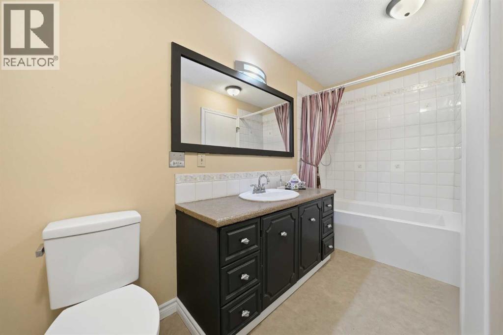 14 Rasmussen Place, Standard, Alberta  T0J 3G0 - Photo 14 - A2291646