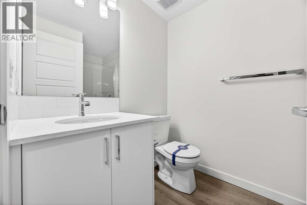 58 Creekside Way Sw, Calgary, Alberta  T2X 6E2 - Photo 35 - A2292907