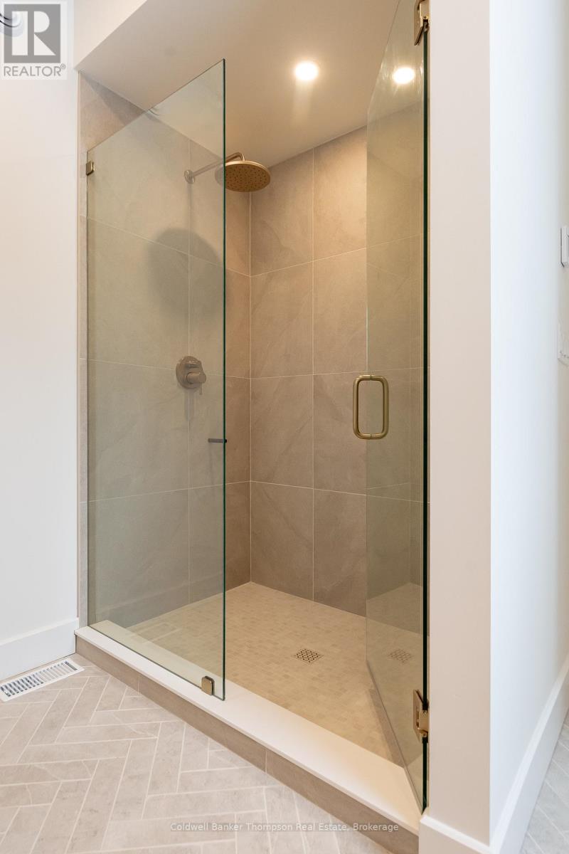 43 Bethune Road N, Huntsville, Ontario P1H 2J2 - Photo 20 - X12926162