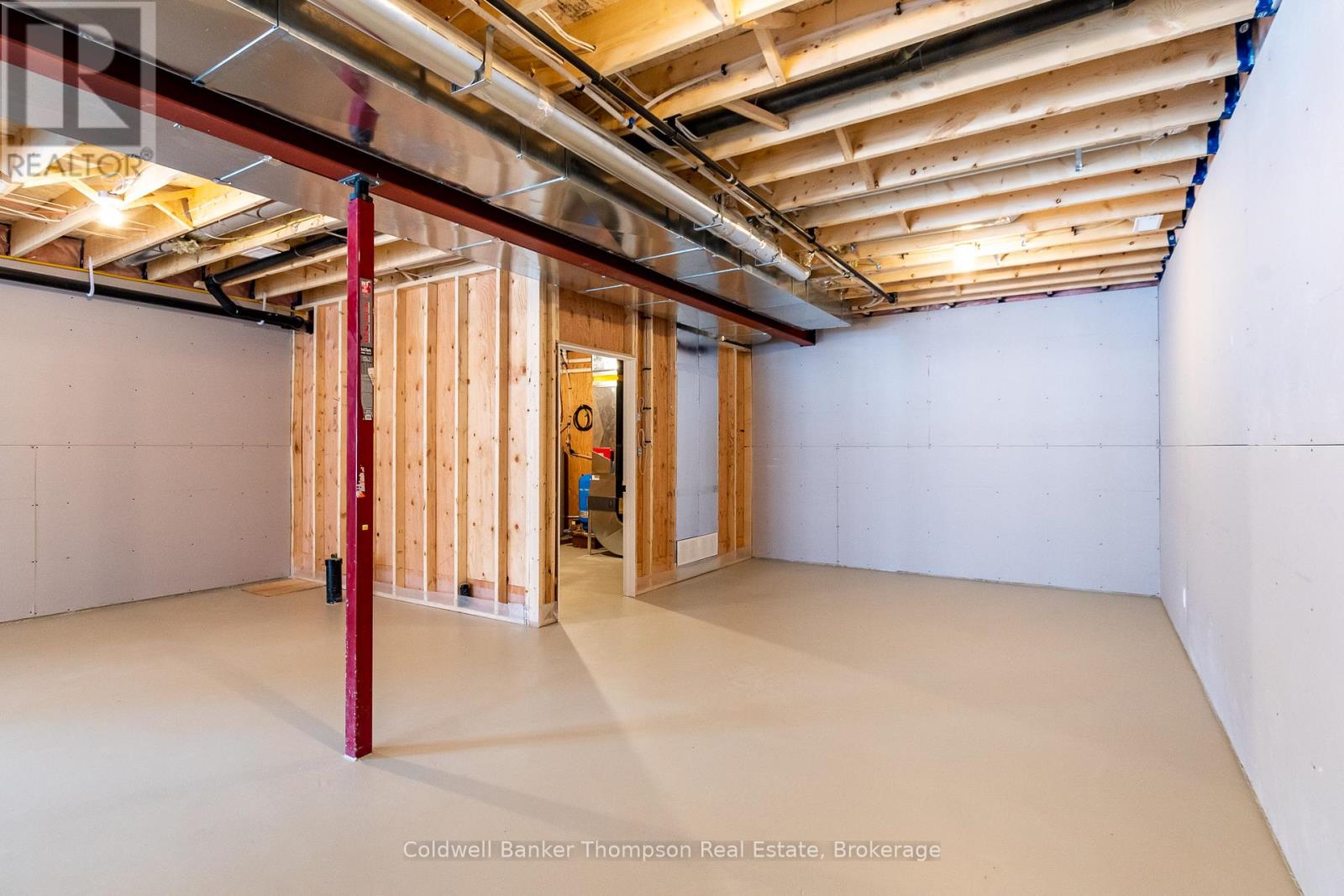 43 Bethune Road N, Huntsville, Ontario P1H 2J2 - Photo 37 - X12926162