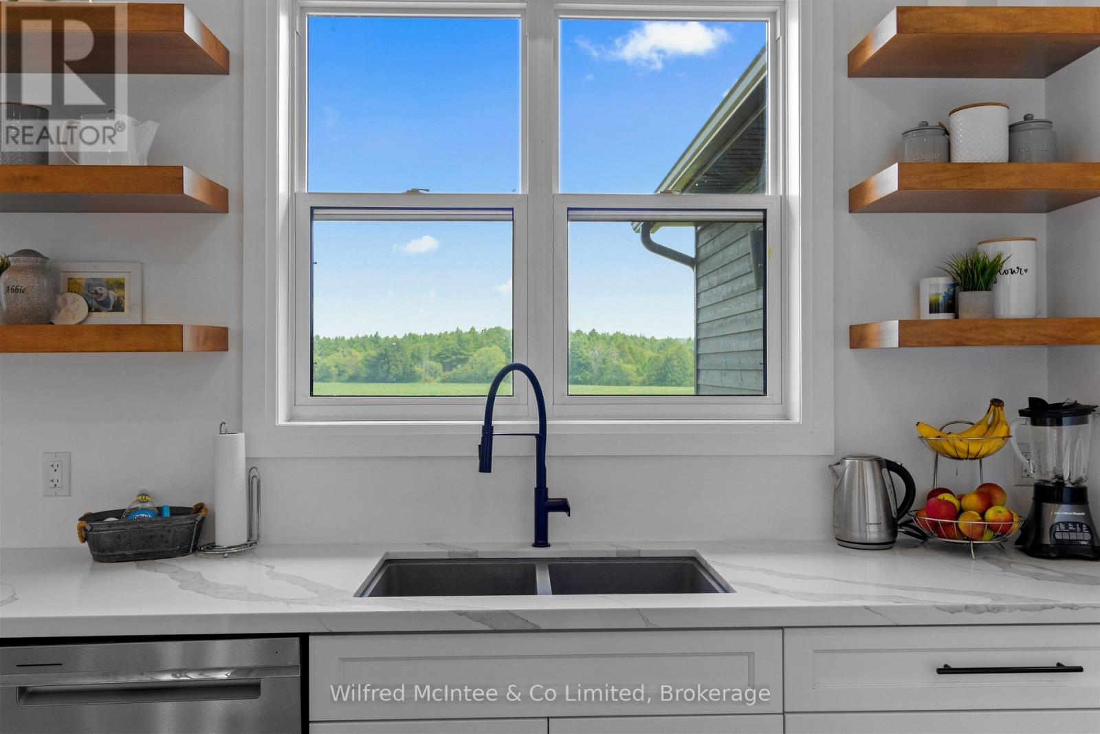 574461 Sideroad 40, West Grey, Ontario  N0C 1H0 - Photo 13 - X12926210