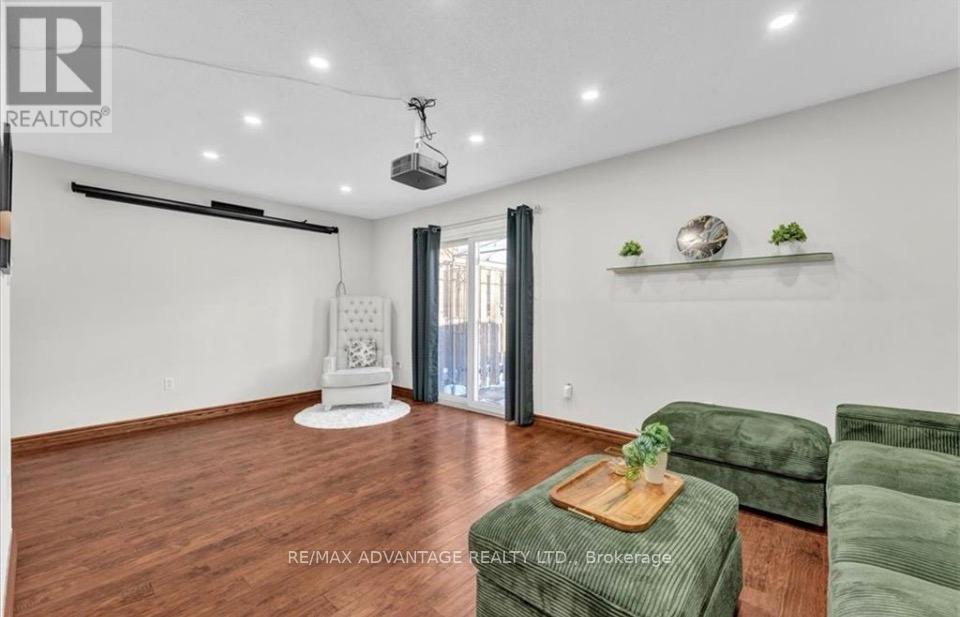 17 - 217 Martinet Avenue, London East, Ontario  N5V 4P5 - Photo 10 - X12926134