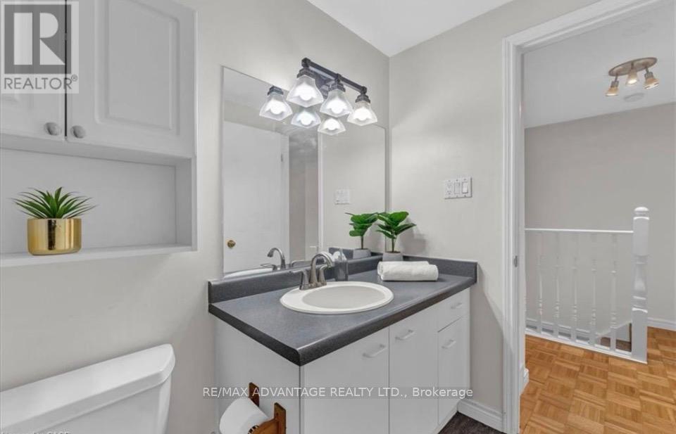 17 - 217 Martinet Avenue, London East, Ontario  N5V 4P5 - Photo 23 - X12926134