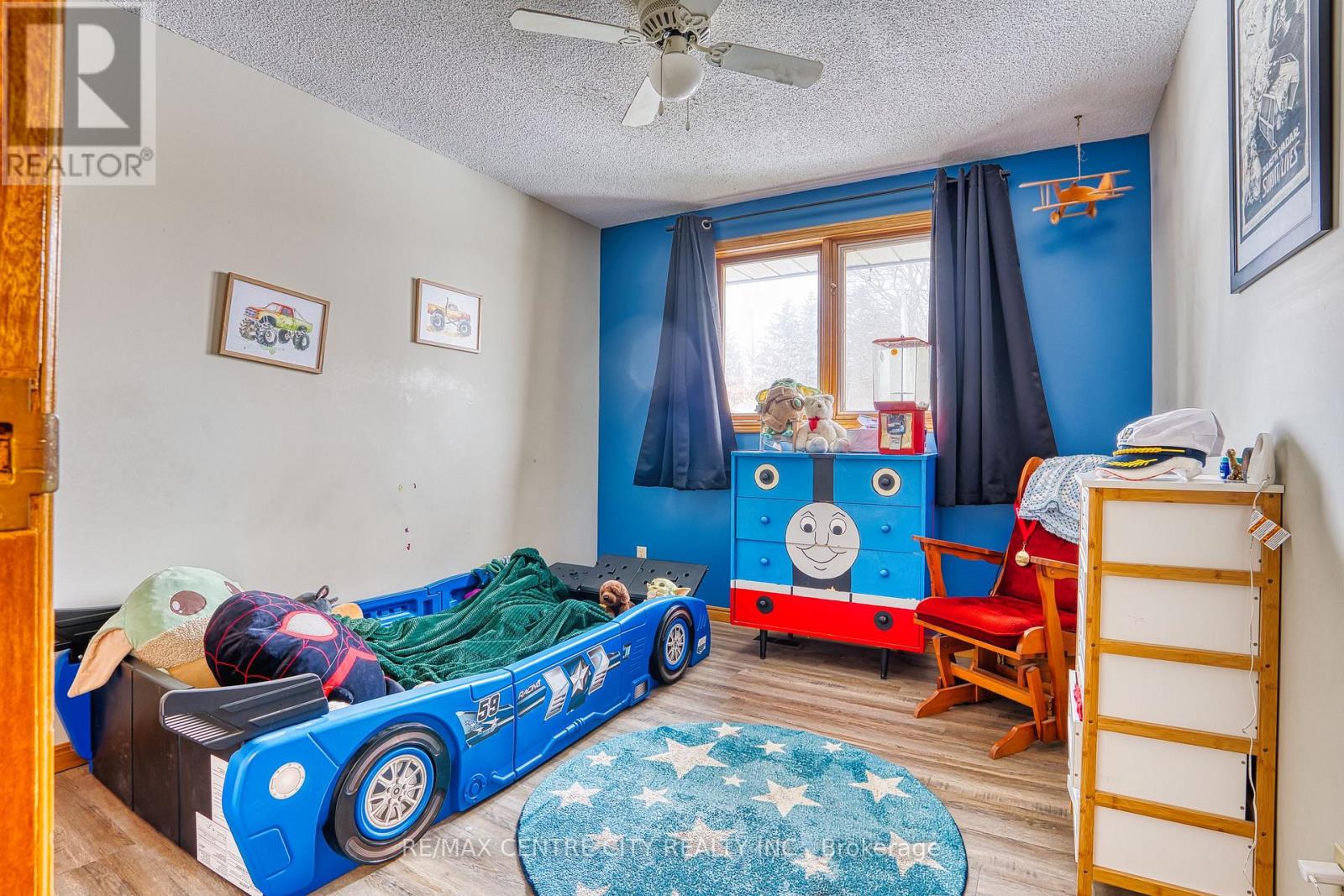 520 Victoria Street, Minto, Ontario  N0G 2P0 - Photo 11 - X12926198