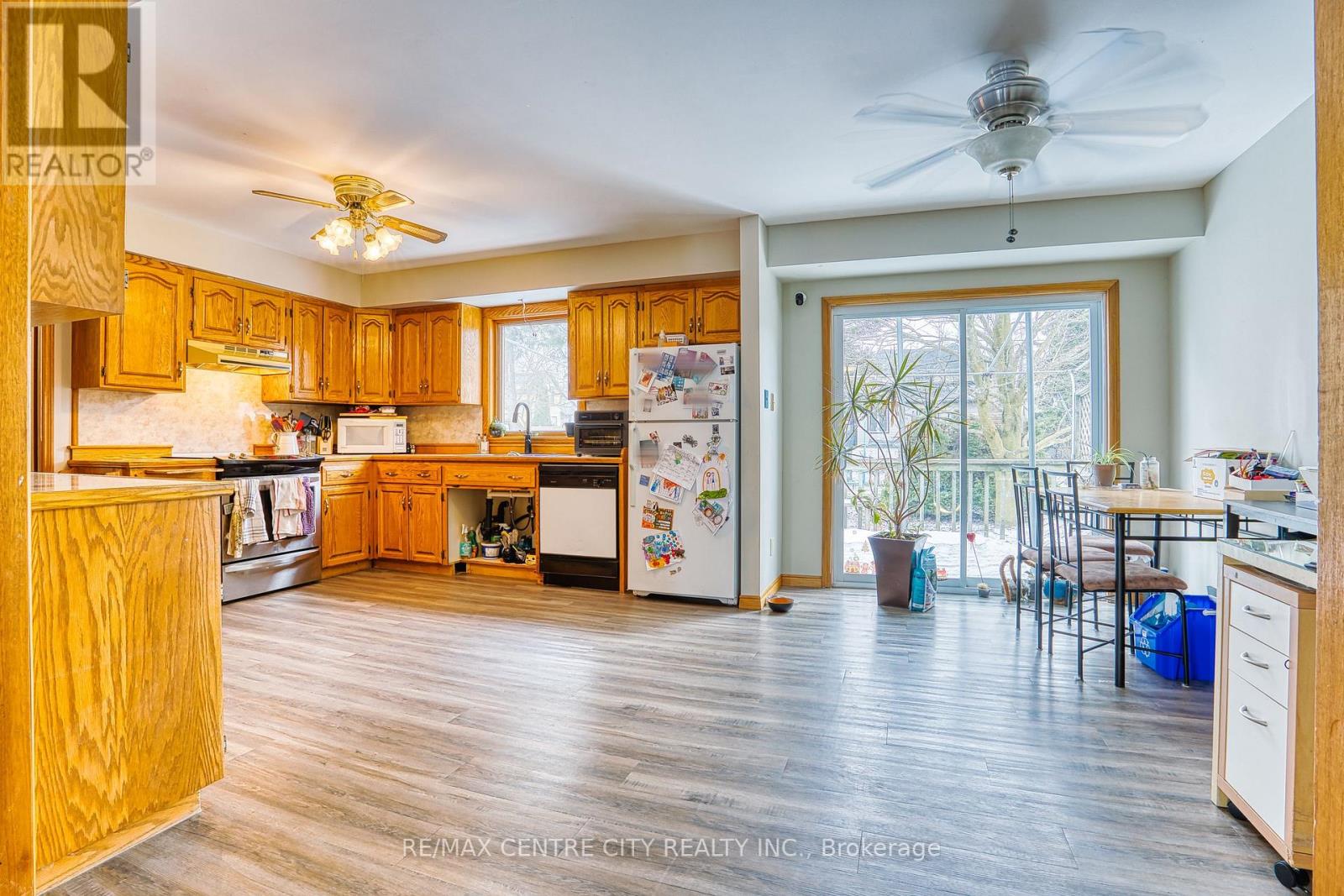 520 Victoria Street, Minto, Ontario  N0G 2P0 - Photo 15 - X12926198